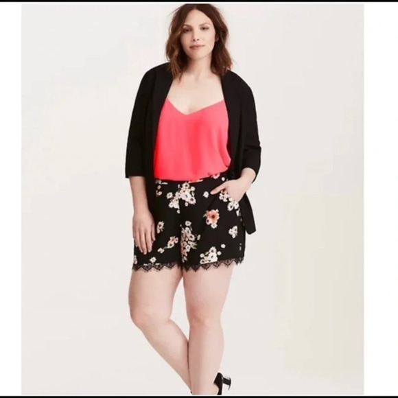 3/$22🩶 FLAW Torrid Womens Top Cami Neon Coral Chiffon Plus Size 1 1X - Picture 3 of 10